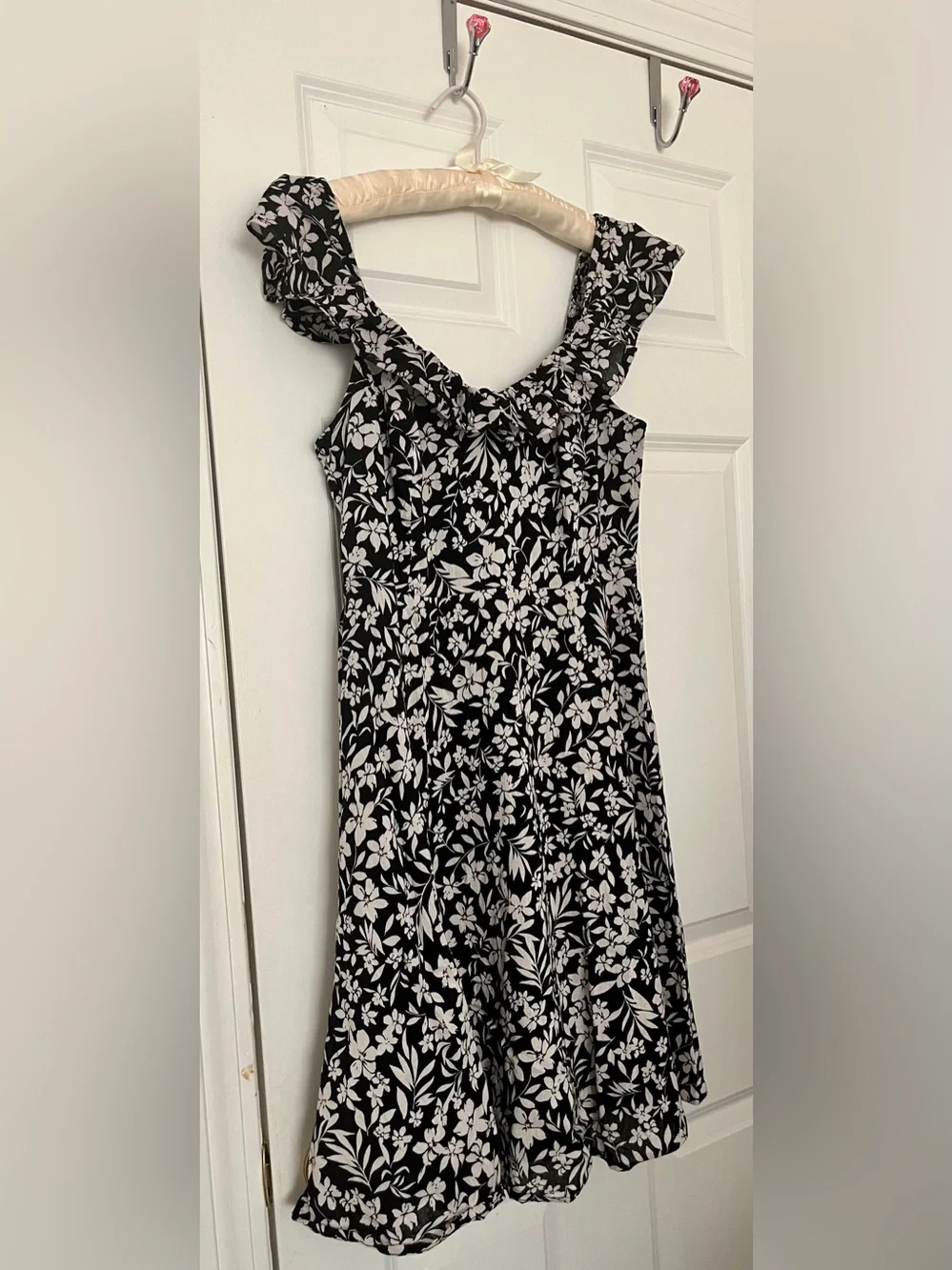 plus size blue gingham dress Hyacinth House Prim Maxi Blue Gingham / M LowStock:43693565116467 Size:12MON originally released in 1965 could someone help me